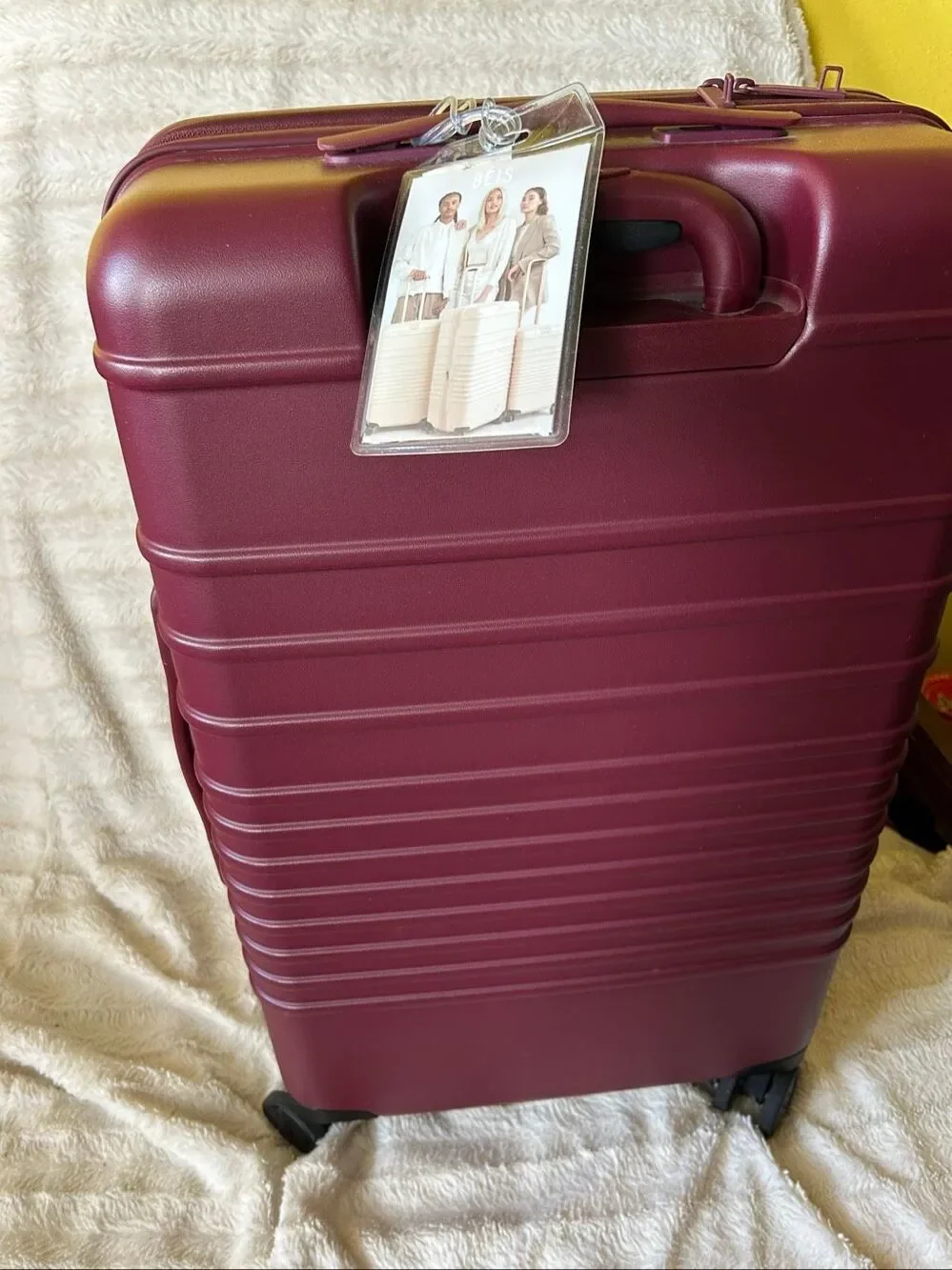 Beis NWT Large Checkin Roller Suitcase in Burgundy Red